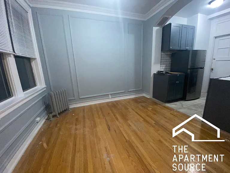 1365 W Estes Ave #2P — Photo 6