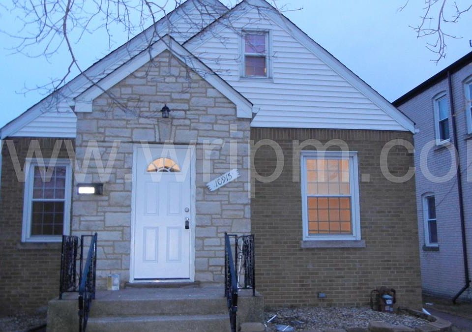 1st image of 10915 S Avenue F