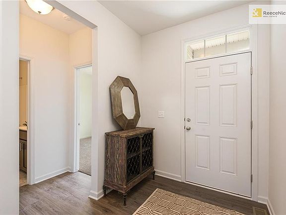 Simulated Images. Actual home may vary.