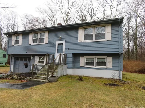 67 Corey Lane, East Lyme, CT 06357