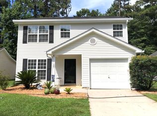 121 Trickle Dr, Summerville, SC 29483
