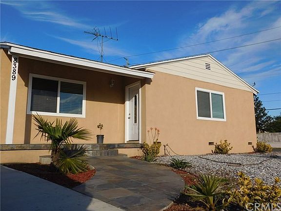5th image of 8389 Cherimoya Ave