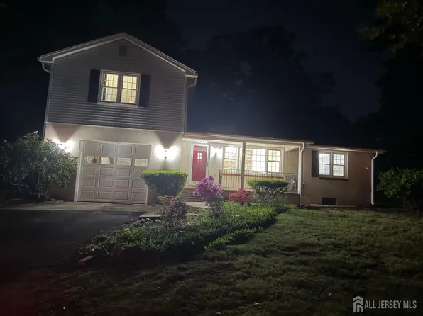 308 Forsgate Dr, Monroe Township, NJ 08831
