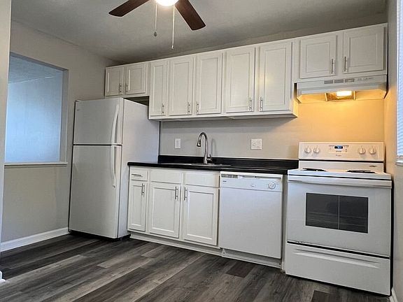 2nd image of 159 London Rd APT 10