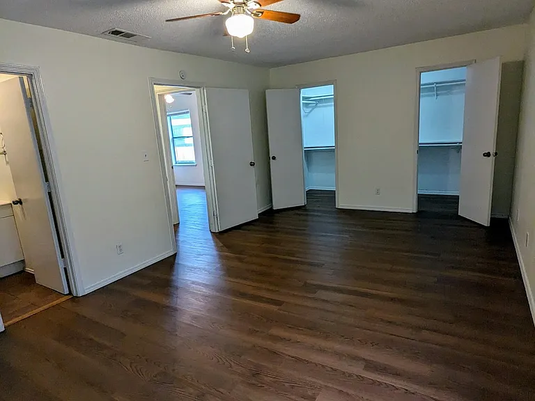 8109 Foxfire Ln #C — Photo 14