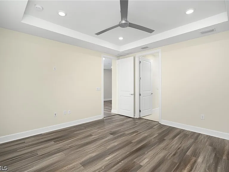 42186 Edgewater Dr — Photo 15