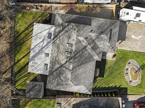 Aerial view.>