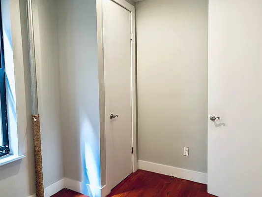 Rented by Premier One Realty LLC | media 14