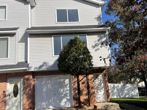 3 Marne Ave, Staten Island, NY 10312