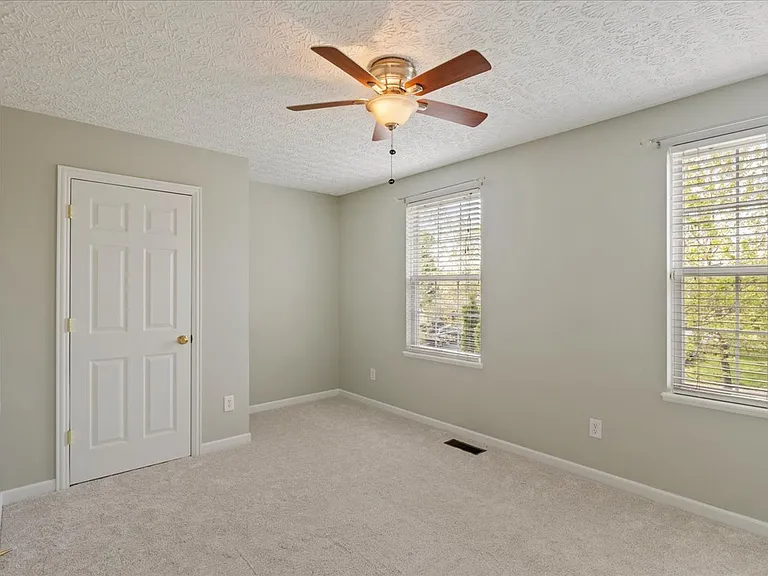 5958 Painted Leaf Dr — Photo 22
