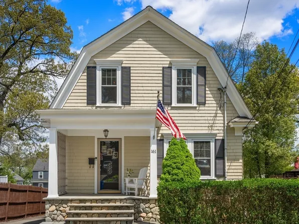 161 Perham St, West Roxbury, MA 02132