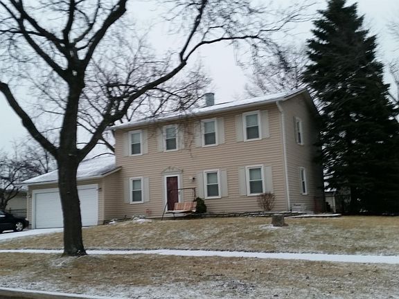 4th image of 1576 Burning Bush Ln
