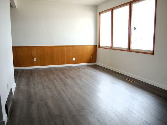 4th image of 12220 49th St NW