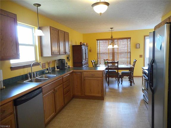 5th image of 3850 Worchester Ln