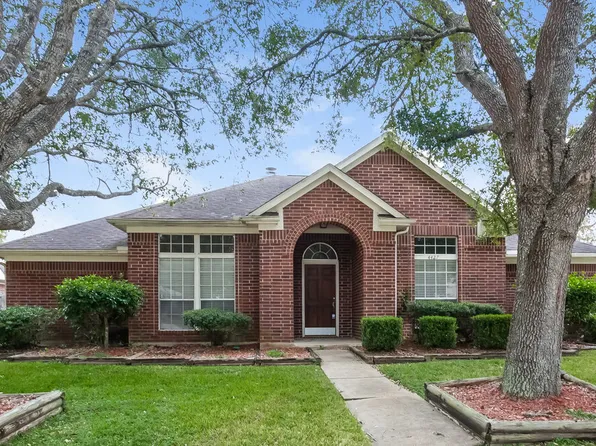 4427 W Thunderwood Cir, Fresno, TX 77545