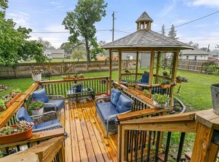 305 E State St, Baxter, IA 50028