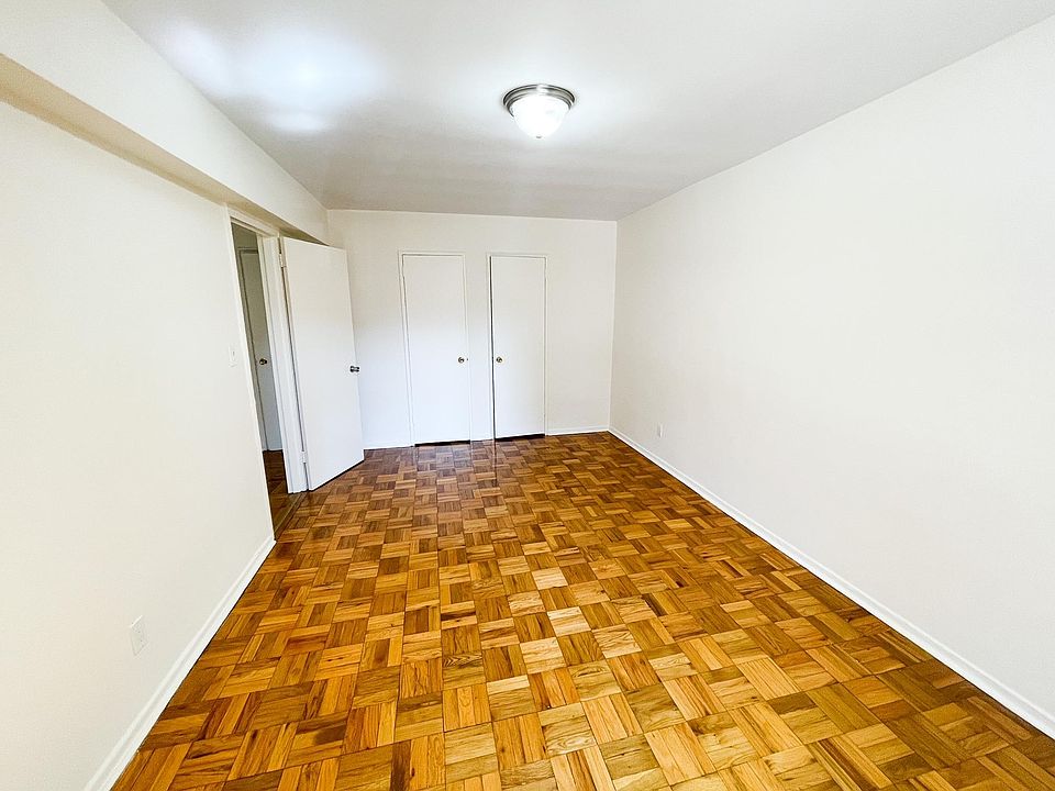 1st image of 3704 Parsons Blvd APT 27