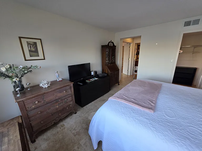 6100 Bahia Del Mar Cir #101 — Photo 15