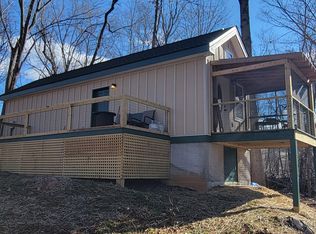20 Pleasant Valley Rd, Raphine, VA 24472
