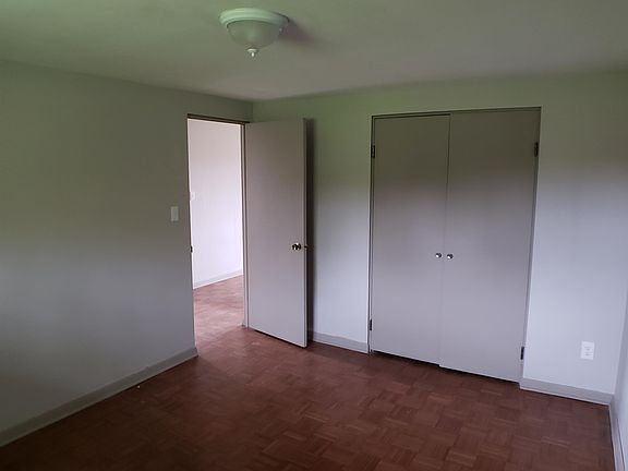 5th image of 2144 Raymond Ave #4