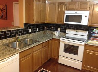 625 SW 10th Ln APT 4, Gainesville, FL 32601