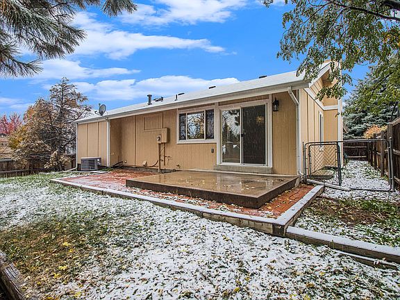 2nd image of 6094 S Kingston Cir