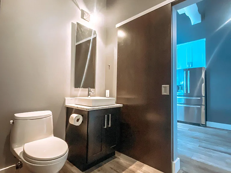 2115 Yeaman Pl #604 — Photo 6