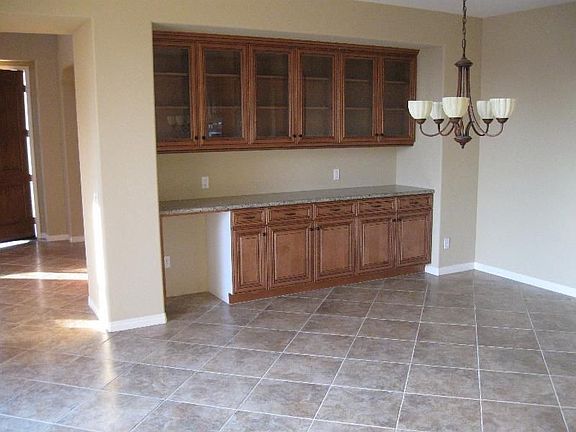 3rd image of 2815 Windstone Gln