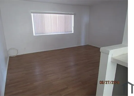 3458 W 67th St #4 — Photo 10