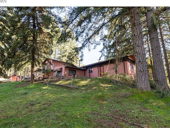 5th image of 620 Cleveland Loop Dr