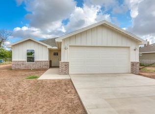 282 W 37th St, San Angelo, TX 76903