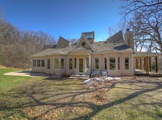 1696 Woodbury Rd, Newport, MN 55055