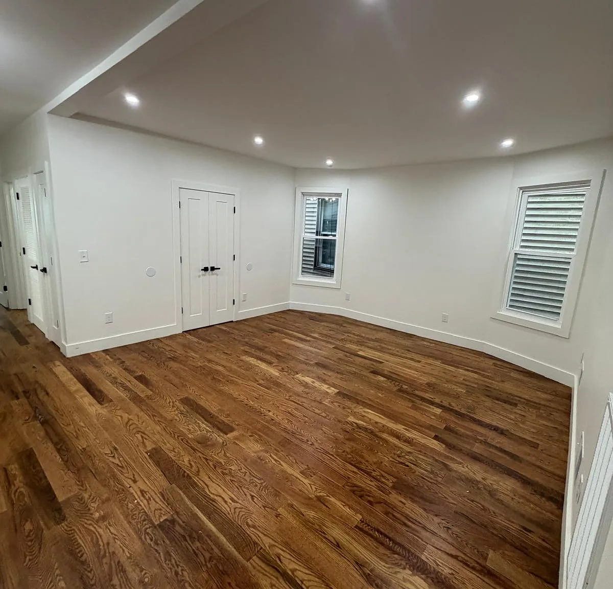 3 bed, $2,450 — Photo 2