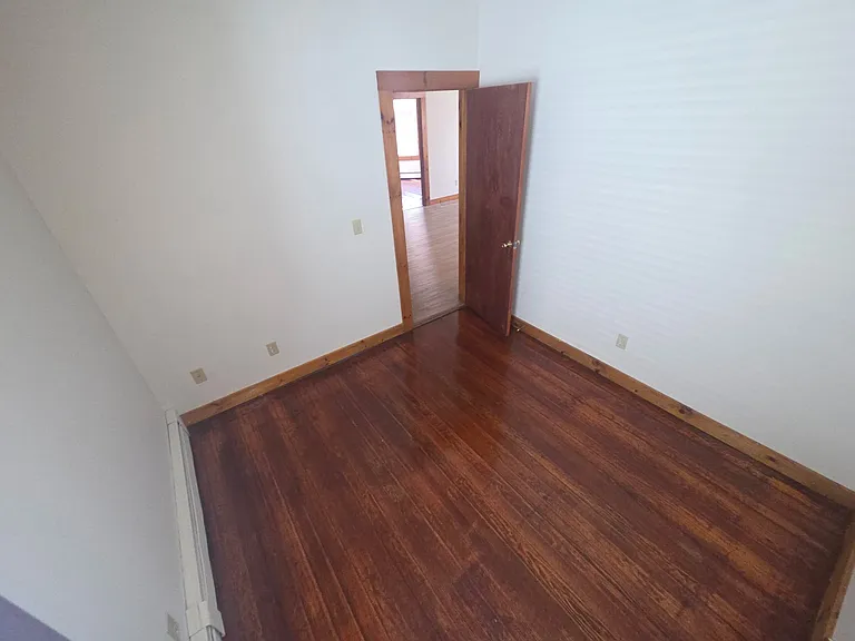146 Arnold St #2 — Photo 9