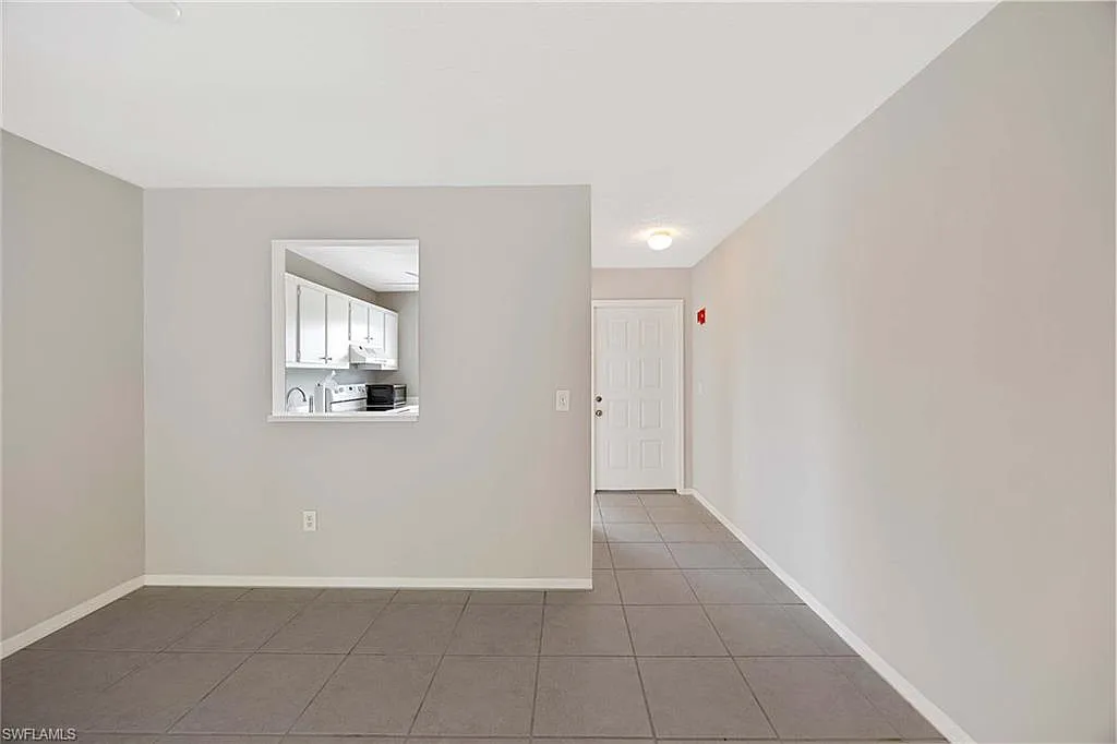 2 bed, 2.0 bath, 1030 sqft, $1,750 — Photo 3