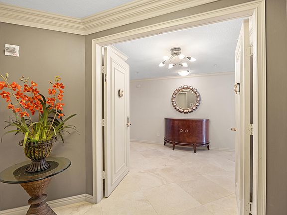 3rd image of 700 Ocean Royale Way #601