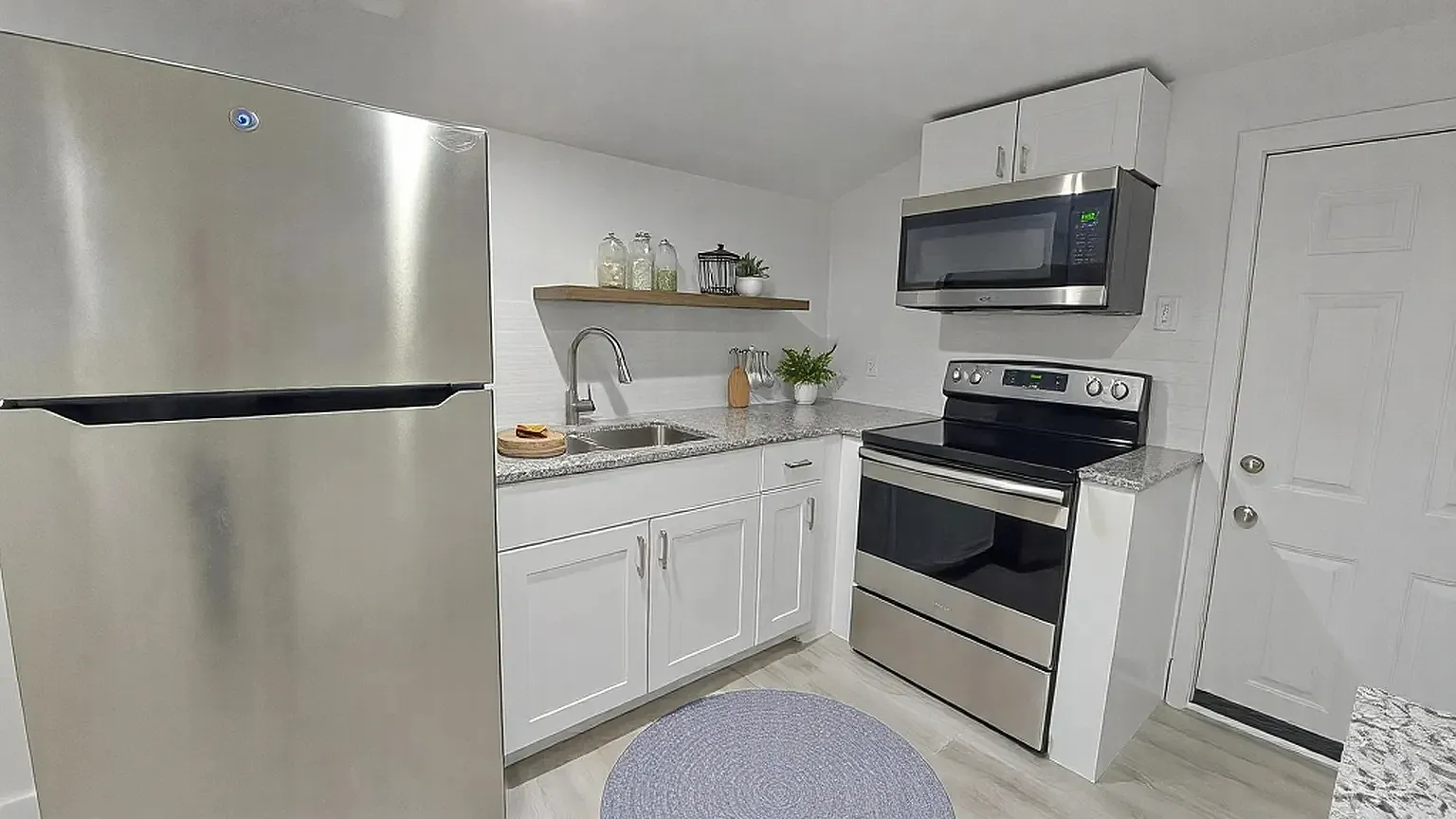 1 bed, 450 sqft, $799 — Photo 4