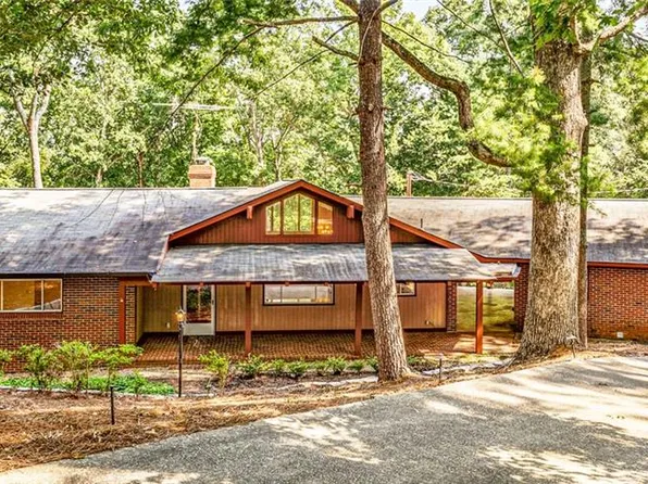 4043 Cochran Rd, Gainesville, GA 30506