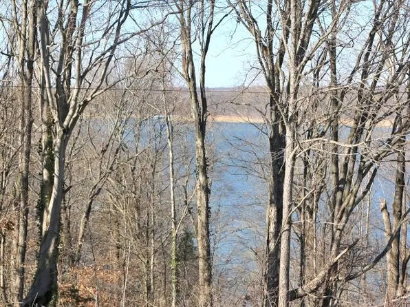 55A Lakeview Dr, Scottsville, KY 42164