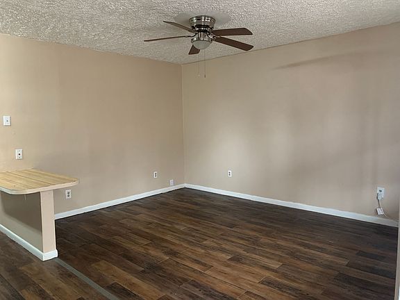 2nd image of 13491 County Road 472 #5