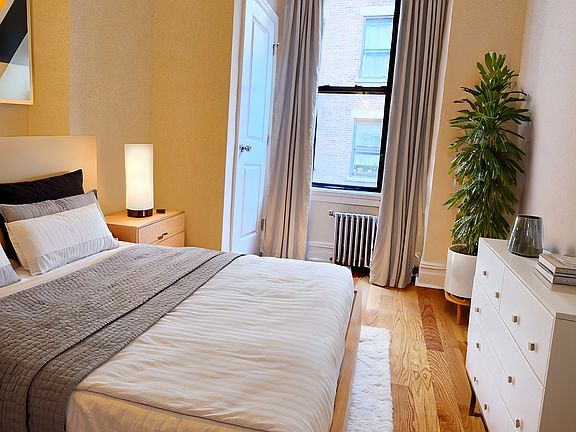 3rd image of 355 W 85th St APT 68