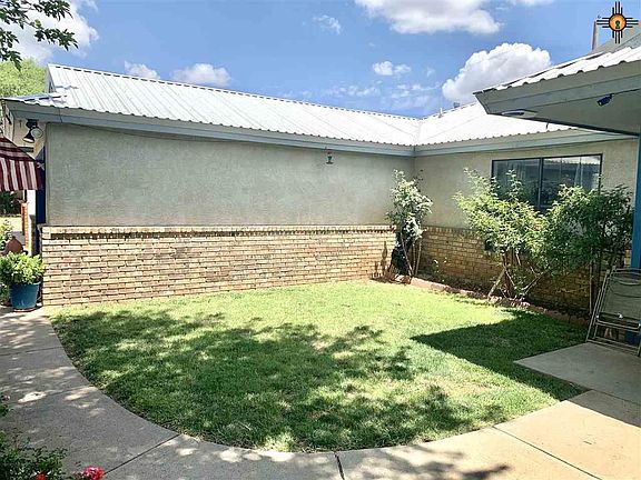 4th image of 304 Woodson Way