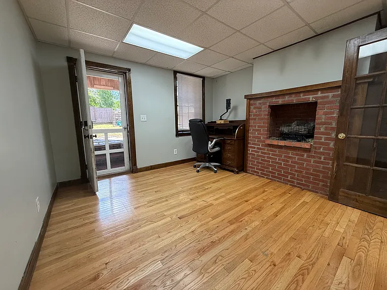 545 Orange St #G — Photo 9