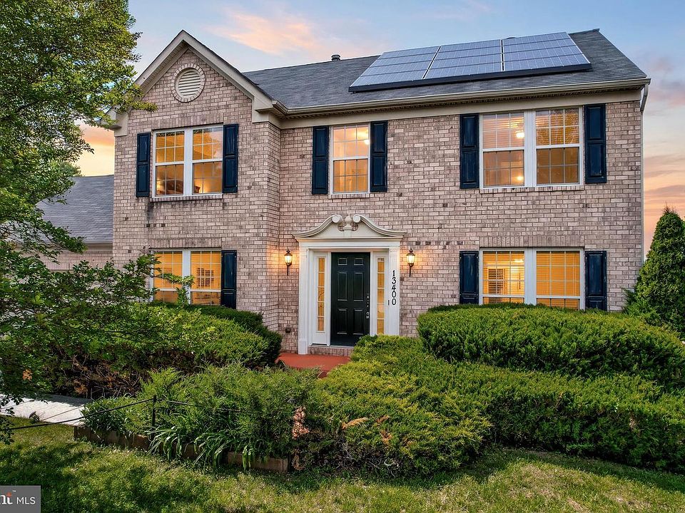1st image of 13400 Oaklands Manor Dr