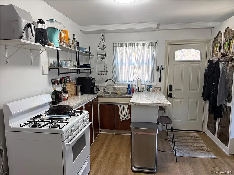 105 Belmont Ave #1 — Photo 3