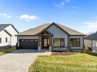 312 Avery Trail Dr, Arden, NC 28704