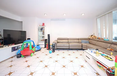 Sold by Remax Edge
