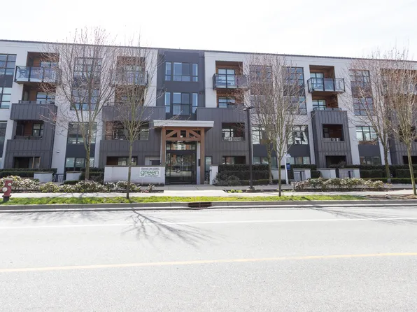 733 E 3rd St #404, North Vancouver, BC V7L 1G8