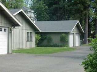 223 Bear Springs Rd APT A, Mount Shasta, CA 96067