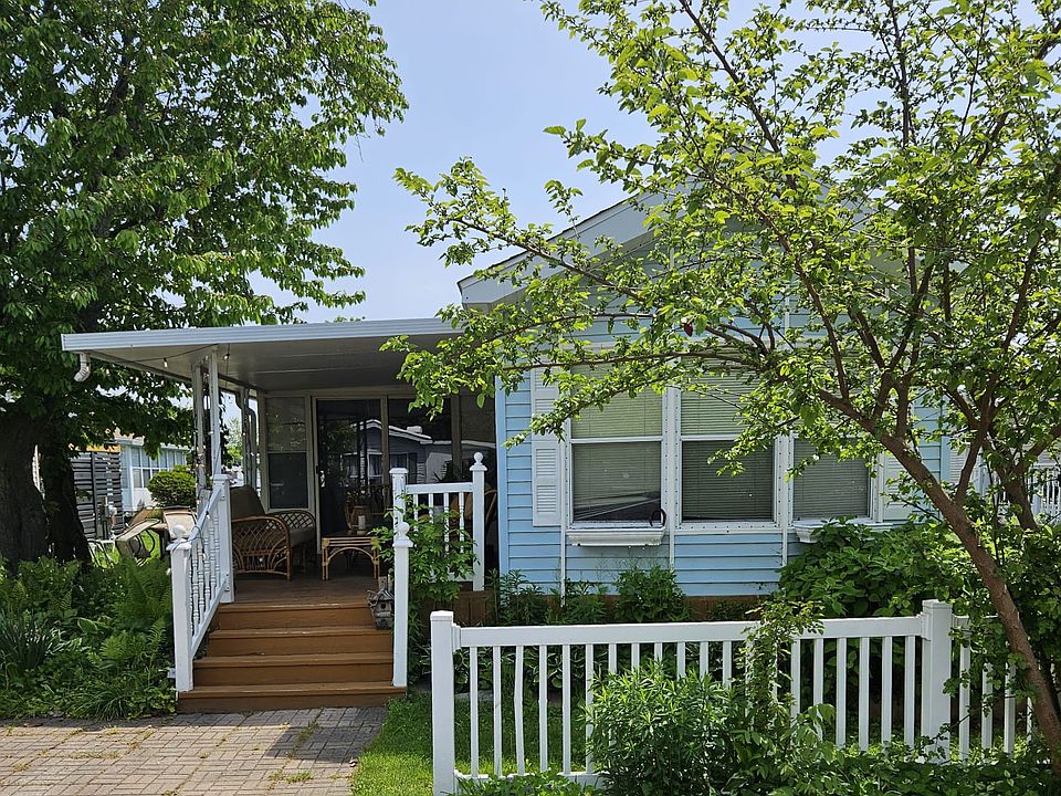 1st image of 490 Empire Rd #For142